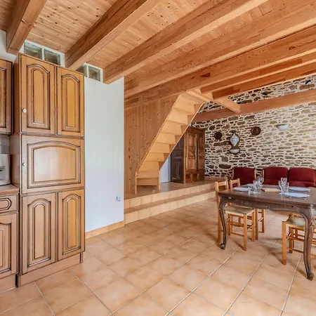 Les De Poulyot Holiday home Porspoder